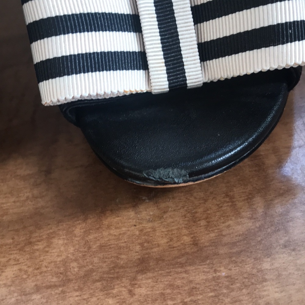 kate spade black leather heels with striped bows - Picture 4 of 8